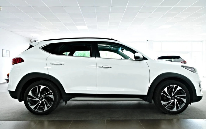 Hyundai Tucson cena 114900 przebieg: 60249, rok produkcji 2019 z Gostyń małe 742